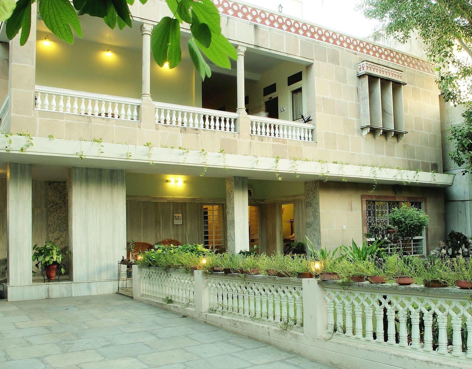 Tara Niwas Hotel Jaipur Exterior photo